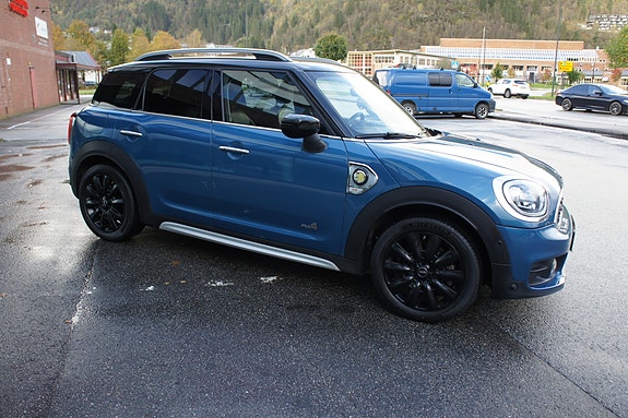 MINI Countryman Cooper SE 3 of 19