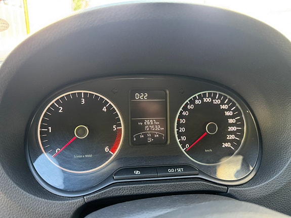 Volkswagen Polo 20 of 26