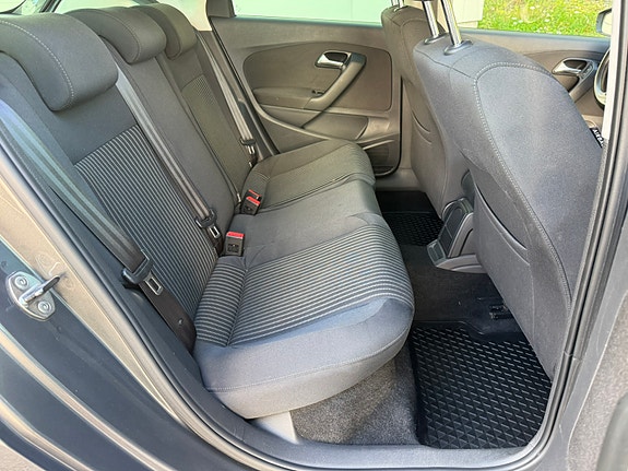 Volkswagen Polo 14 of 26