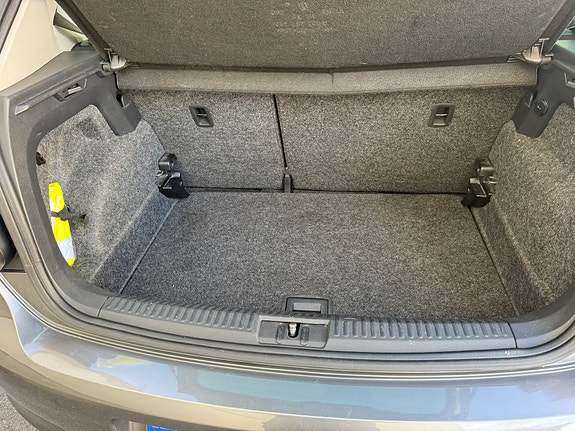 Volkswagen Polo 16 of 26