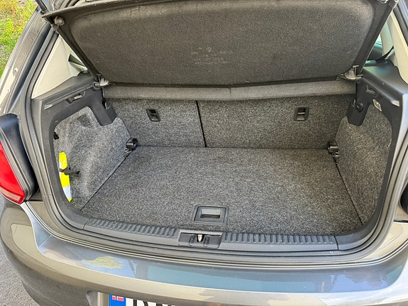 Volkswagen Polo 15 of 26