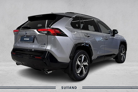 Toyota RAV4 5 of 24