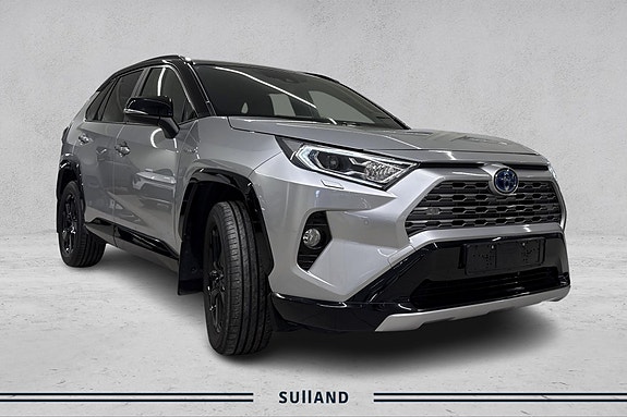 Toyota RAV4 7 of 23