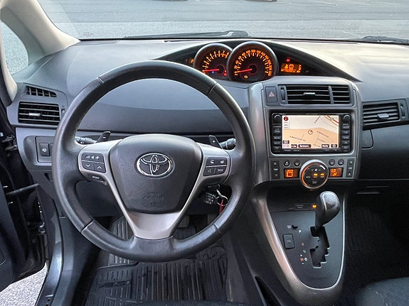 Toyota Verso 7 of 19