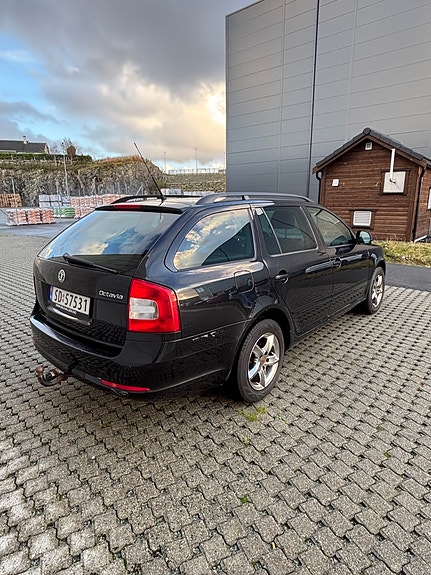Skoda Octavia 5 of 30