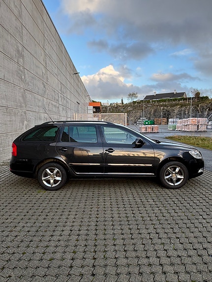 Skoda Octavia 6 of 30