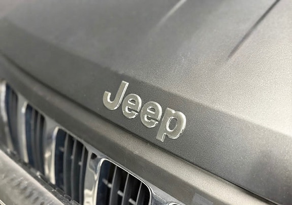 Jeep Grand Cherokee 5 of 17