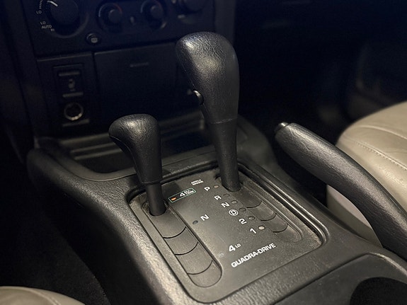 Jeep Grand Cherokee 17 of 17