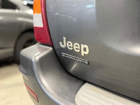 Jeep Grand Cherokee 7 of 17