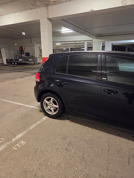 Volkswagen Golf VI 3 of 12