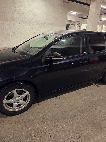 Volkswagen Golf VI 5 of 12