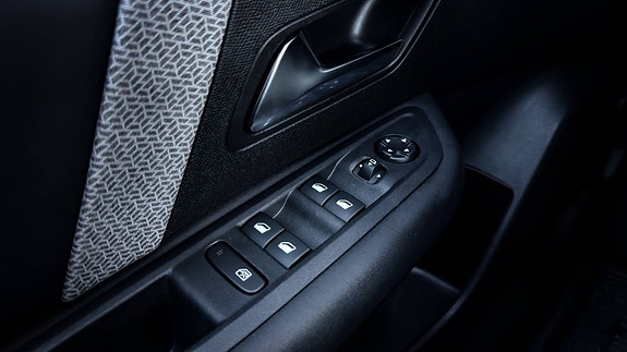 Citroen E-C4 19 of 20