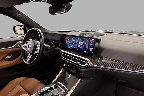 BMW i4 18 of 23