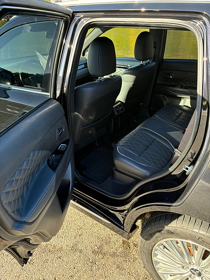 Mitsubishi Outlander 9 of 14