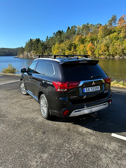 Mitsubishi Outlander 3 of 14