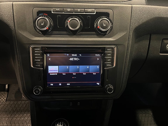 Volkswagen Caddy 22 of 30