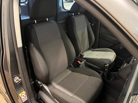 Volkswagen Caddy 16 of 30