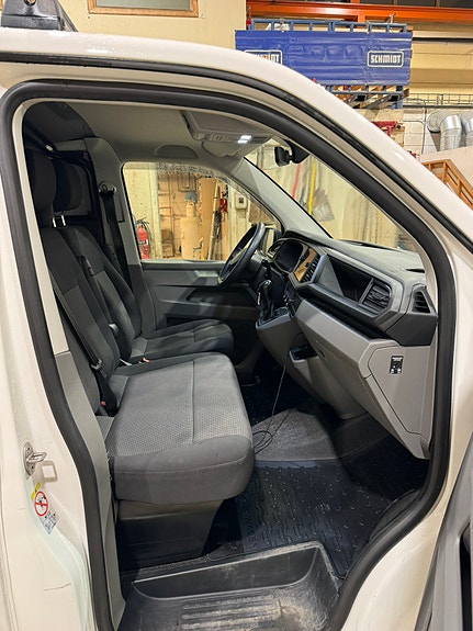 Volkswagen Transporter 14 of 24