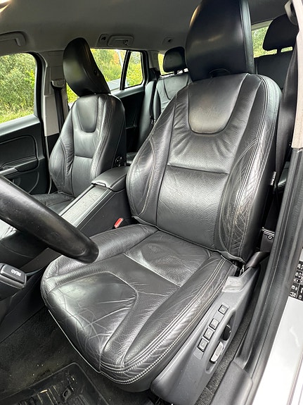 Volvo V60 20 of 28