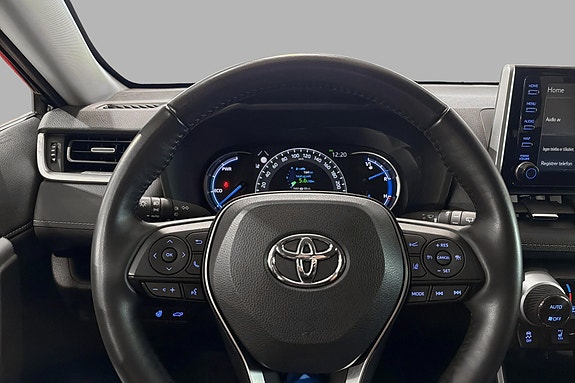 Toyota RAV4 11 of 19