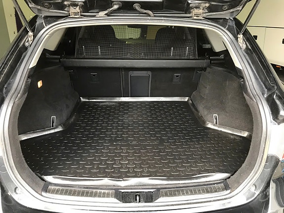 Toyota Avensis 10 of 13