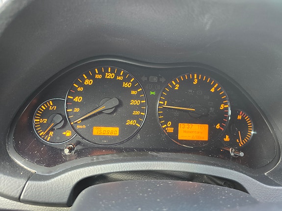 Toyota Avensis 19 of 30