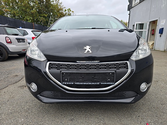 Peugeot 208 9 of 29