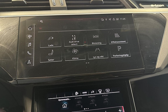 Audi e-tron 20 of 27