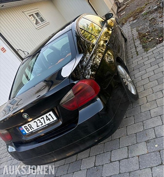BMW 3-Serie 9 of 11