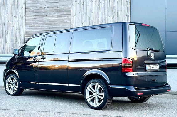 Volkswagen Caravelle 5 of 30