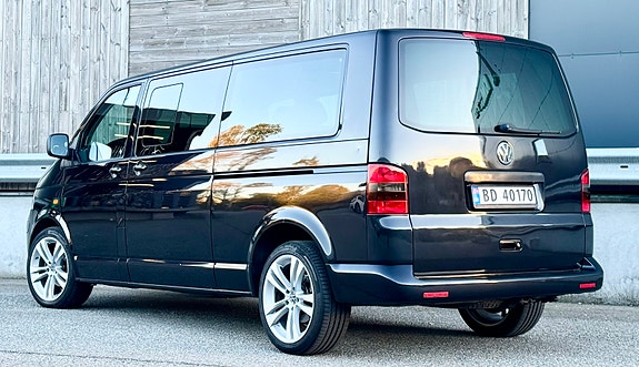Volkswagen Caravelle 7 of 30