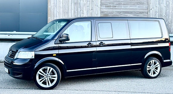 Volkswagen Caravelle 2 of 30