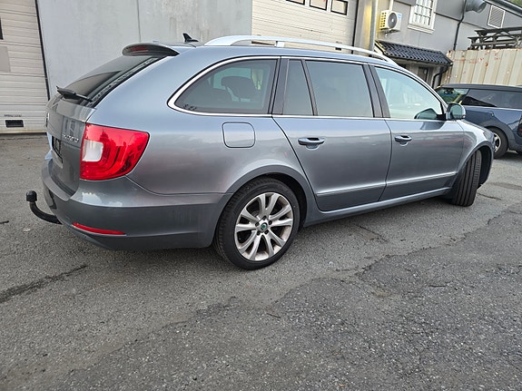 Skoda Superb 4 of 30