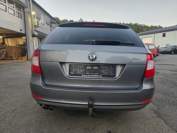 Skoda Superb 6 of 30