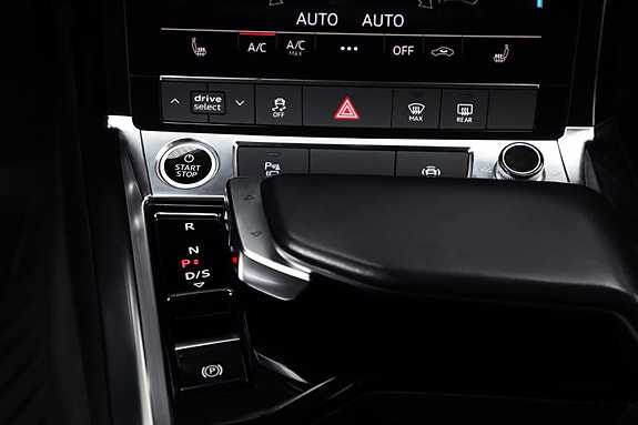 Audi e-tron 18 of 24