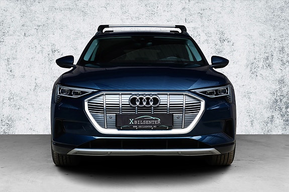 Audi e-tron 4 of 24