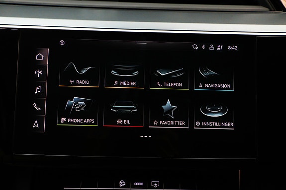 Audi e-tron 21 of 24