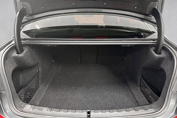 BMW 320d 17 of 23