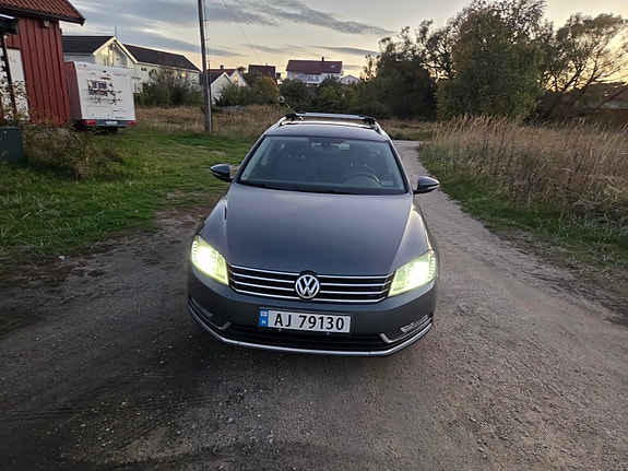 Volkswagen Passat 3 of 19
