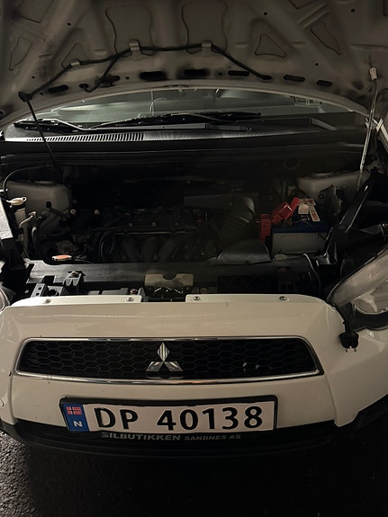 Mitsubishi Colt 13 of 22
