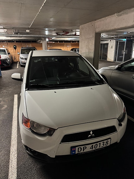 Mitsubishi Colt 2 of 22