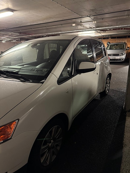 Mitsubishi Colt 3 of 22