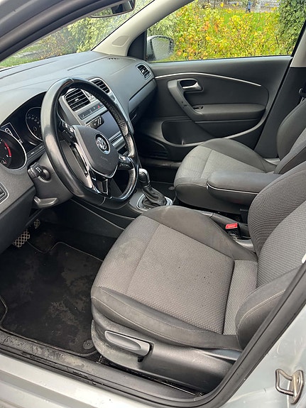 Volkswagen Polo 8 of 16