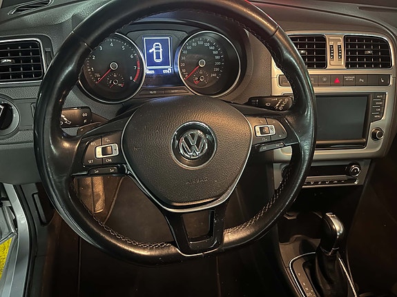 Volkswagen Polo 6 of 16
