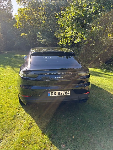 Porsche Cayenne Coupe 2 of 29
