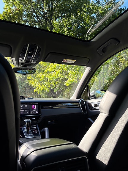 Porsche Cayenne Coupe 20 of 29