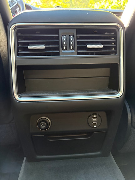 Porsche Cayenne Coupe 18 of 29