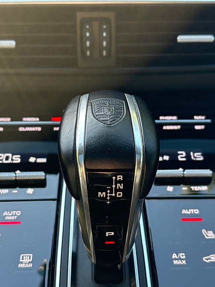 Porsche Cayenne Coupe 12 of 29