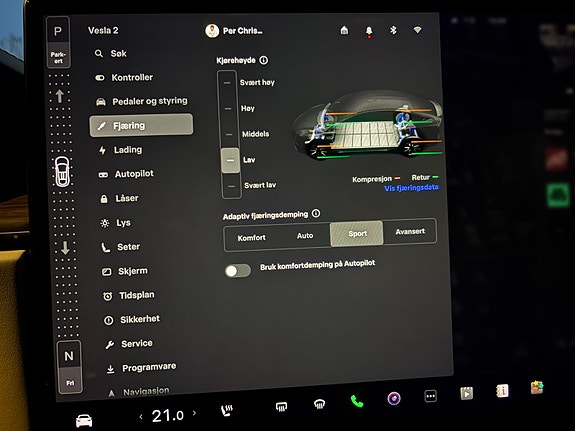 Tesla Model X 14 of 25