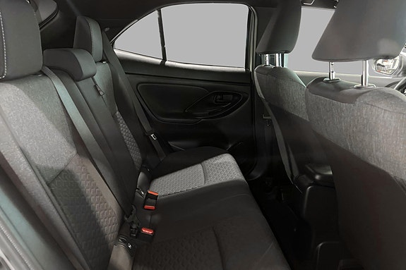 Toyota Yaris Cross 17 of 27